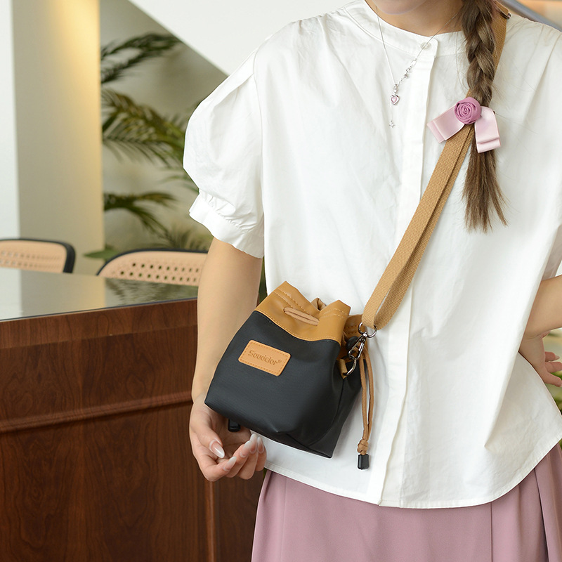 Camera Case Drawstring Shoulde - đánh giá và giá Nikon Camera D3500