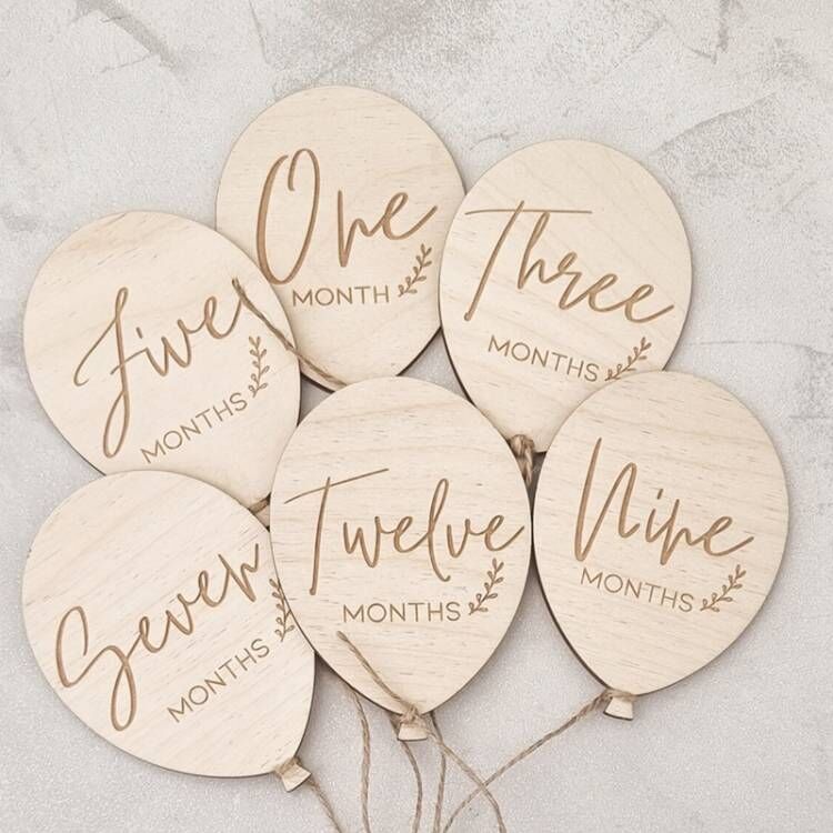 Wooden Milestone Baby Balloon  - đánh giá và giá Photography Word